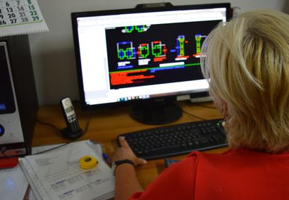 Terza fase della progettazione Centerbox, il disegno in 2D del packaging attraverso il computer