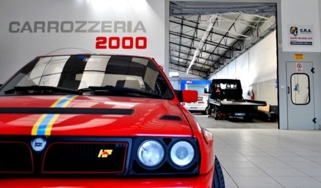 Lancia Delta rossa