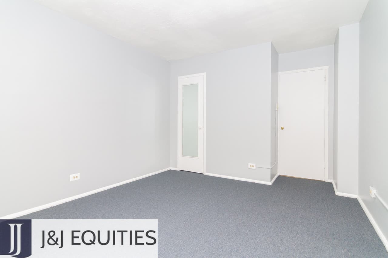 1 Bed (302)