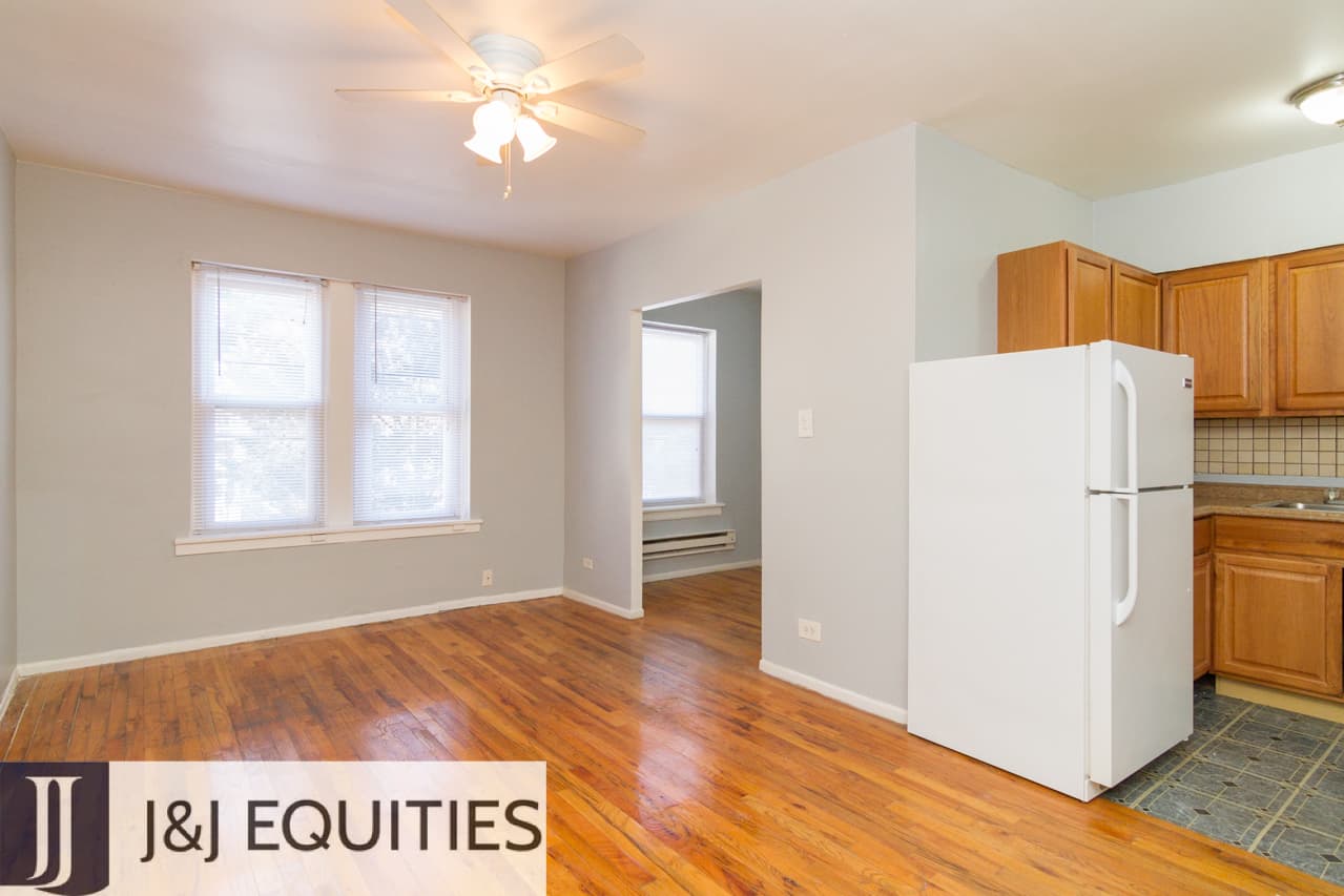 4501 N. Malden (4515 1B)