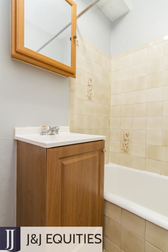 4501 N. Malden (4515 1B)