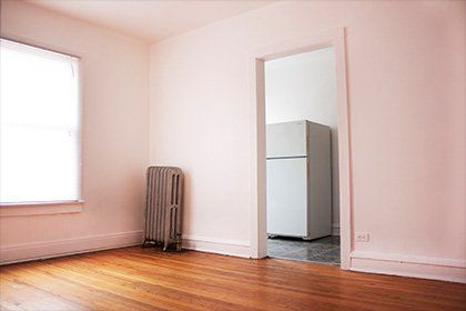 4600-4608 N. Beacon St. Interior