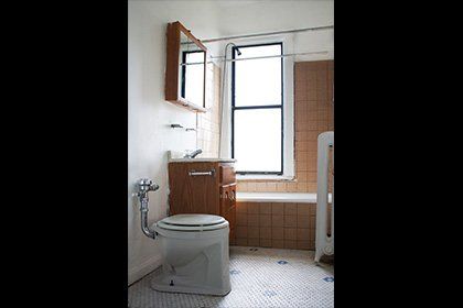 4600-4608 N. Beacon St. Interior