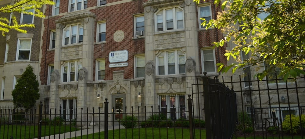 4735 N. Beacon St. Exterior