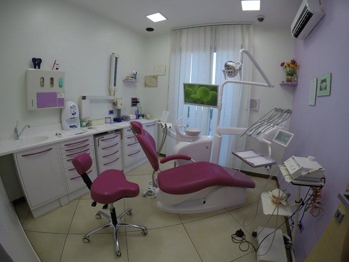 ambulatorio odontoiatrico viola