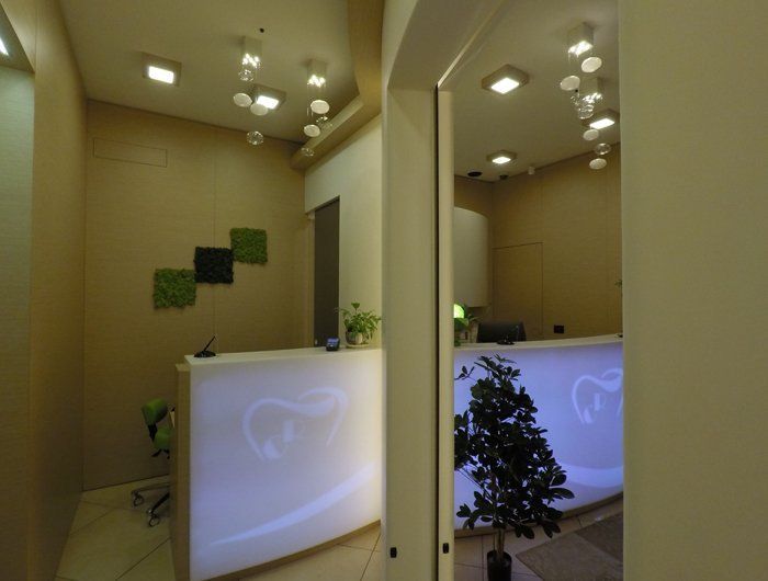 reception studio dentistico