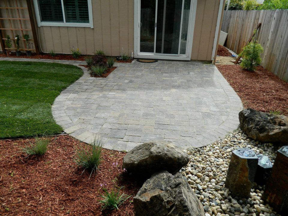 Patio Brick At The Backyard — Santa Cruz, CA — Quilici Gardening