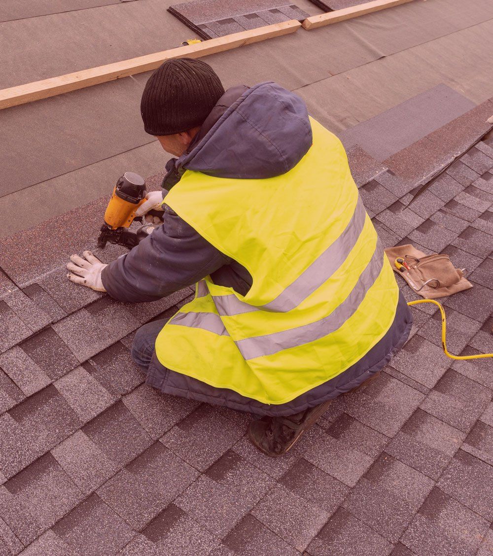 Installing Asphalt Roof — Fort Gibson, OK — Gill Miller Roofing Co