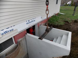 image-462593-Matt_caulking_door.jpg?1459959979740