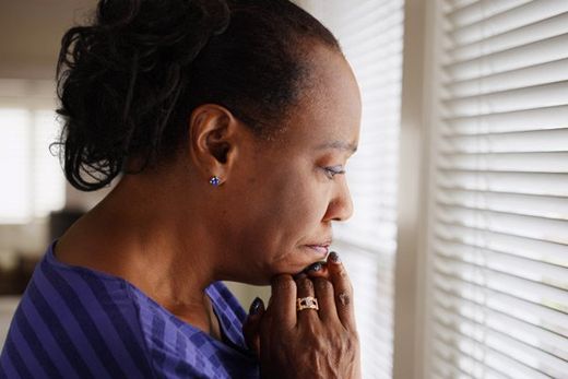 Grieving Lady in Immediate Need of Funeral Services