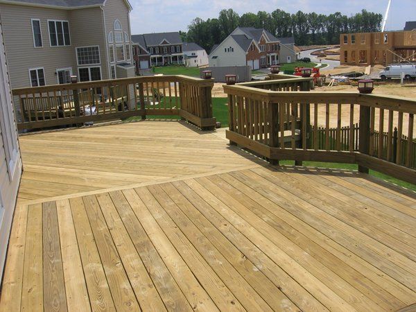 Wooden deck with railings
