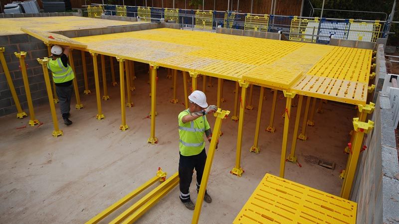 safety deck system assembled by two worker