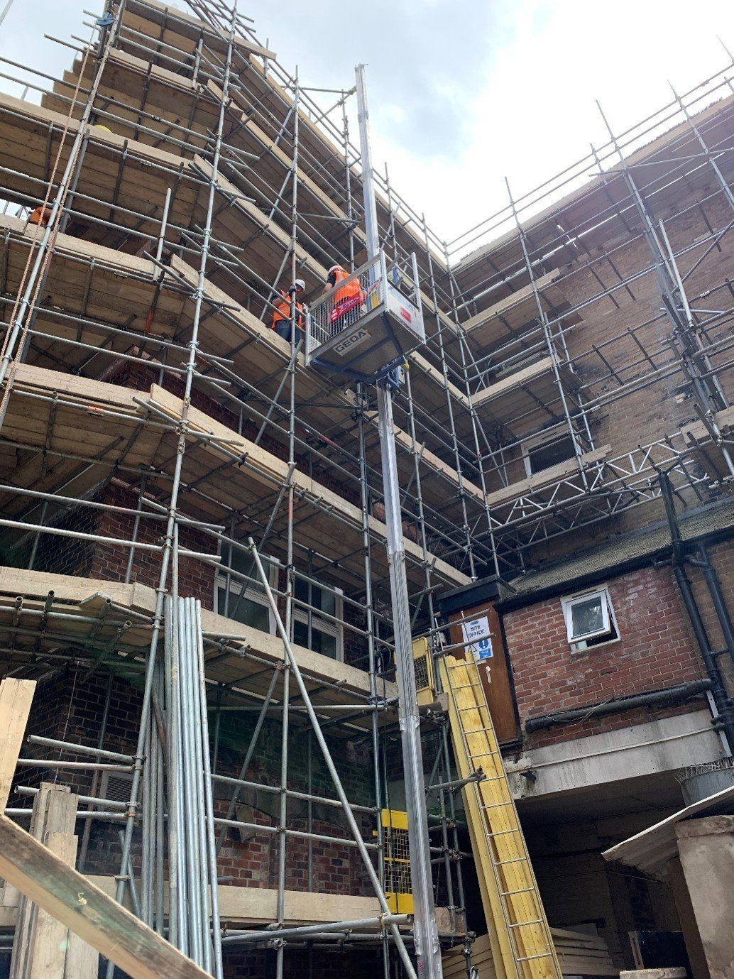 Commercial complex and large scaffold design