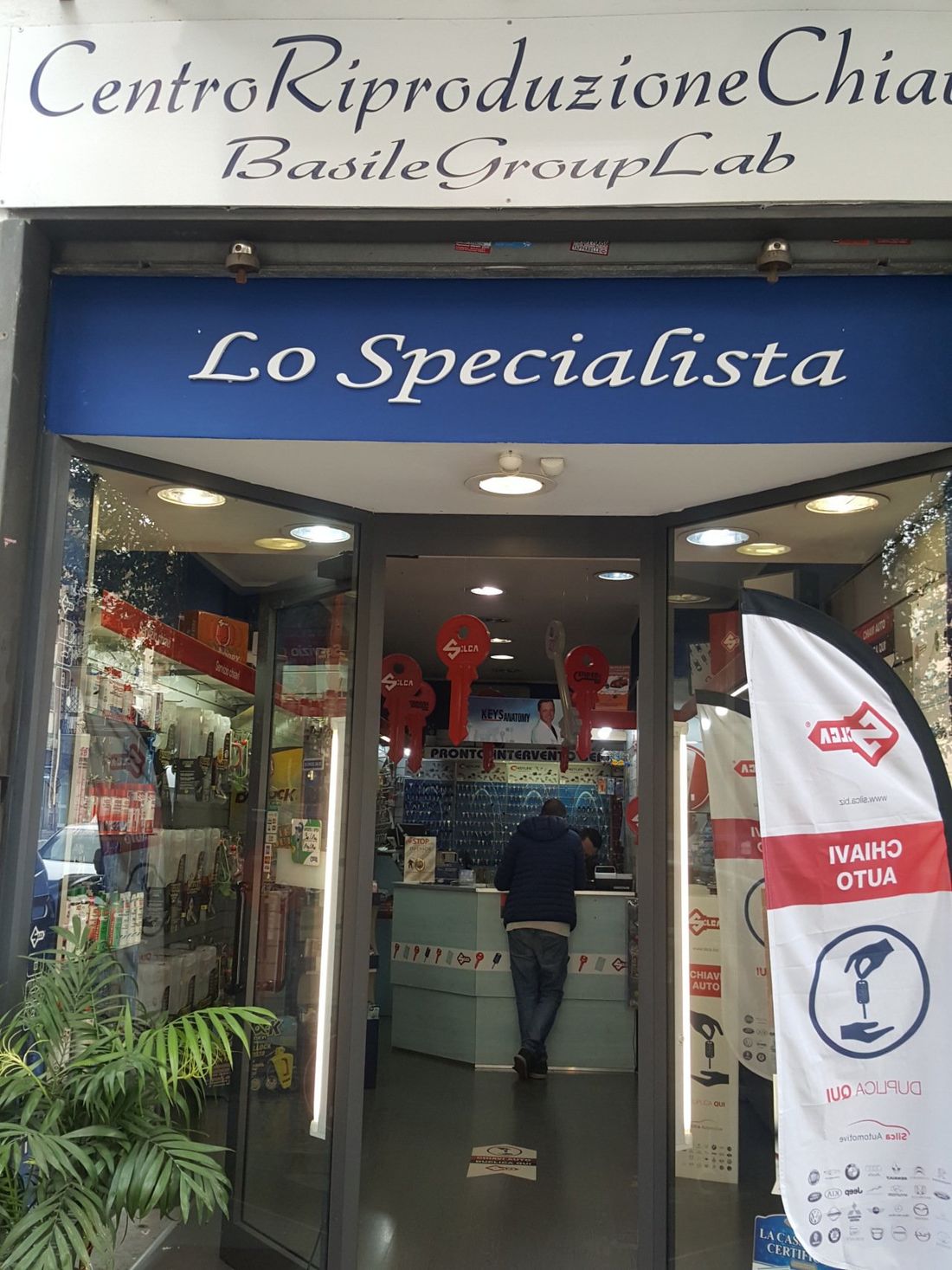 Esterno negozio