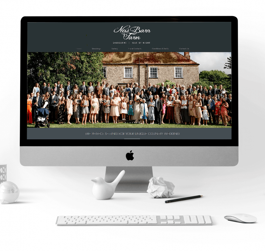 An apple computer with a large group of people on the screen