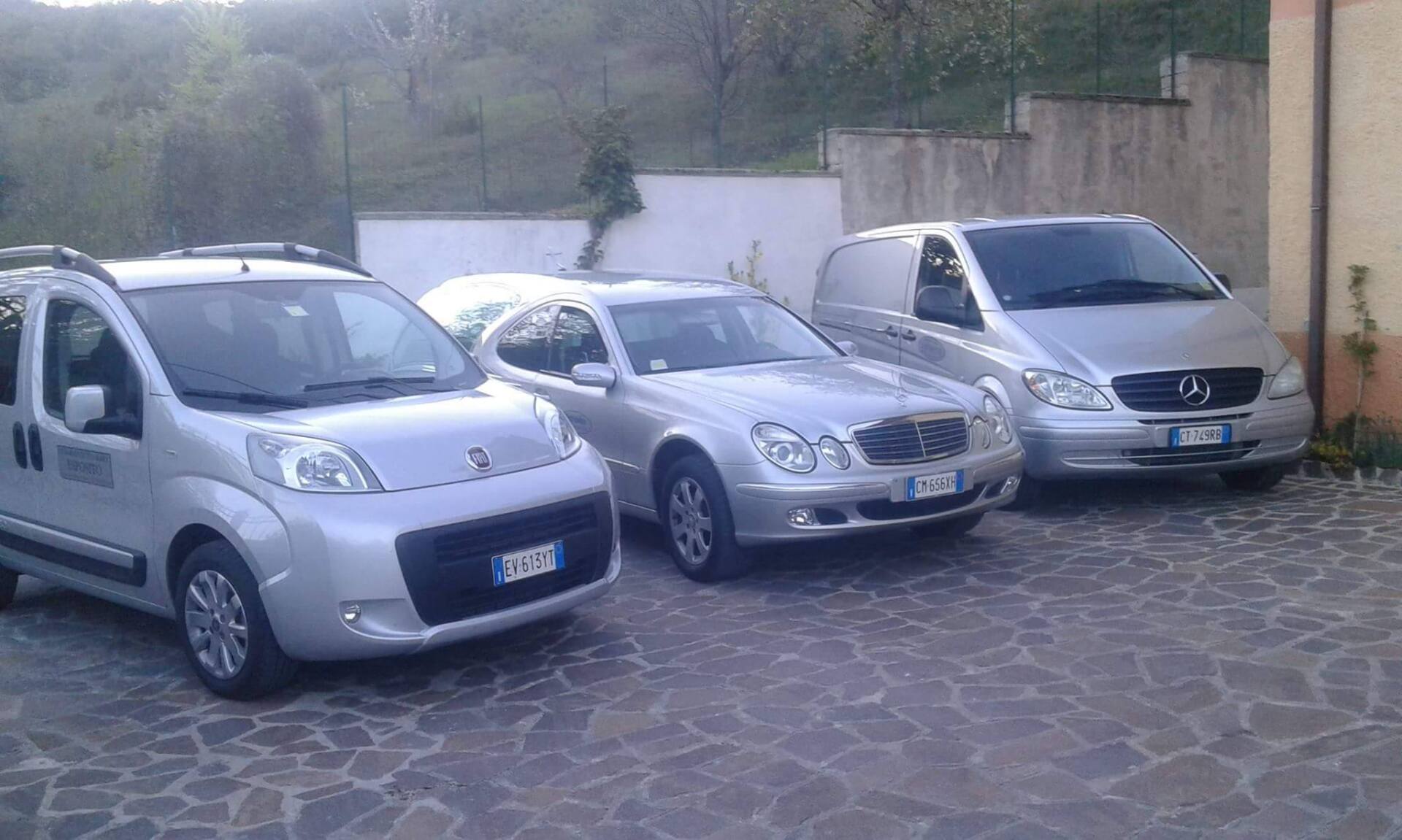 Auto e furgoni funebri