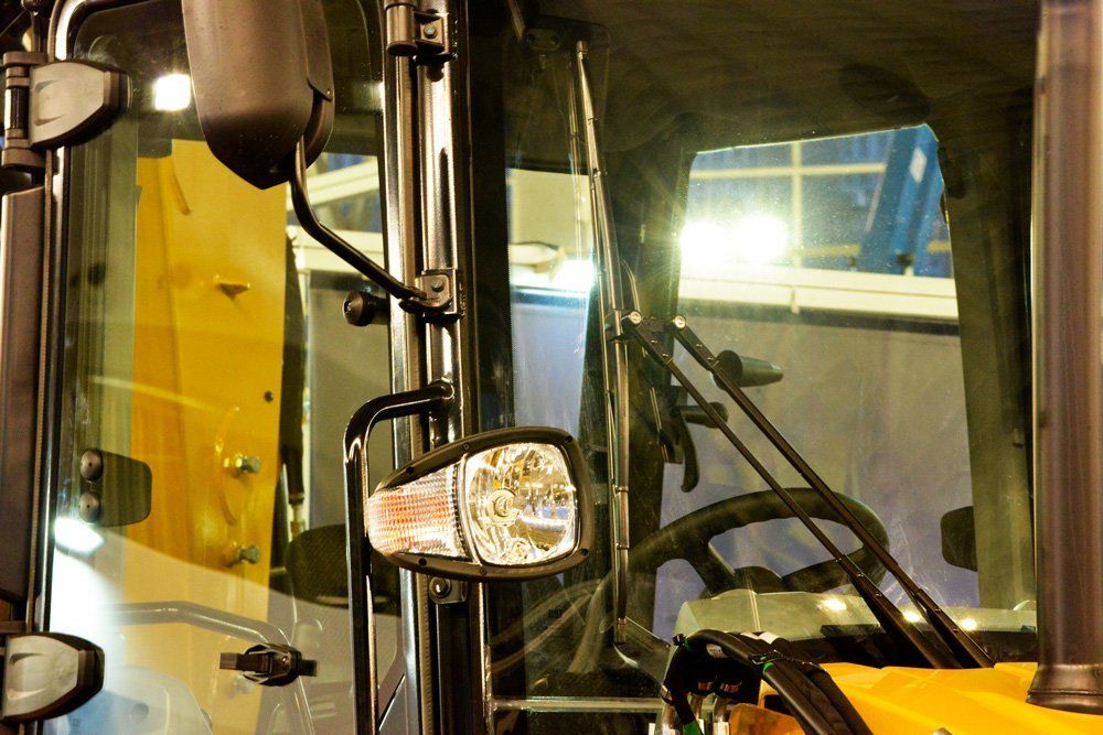 Bulldozer Glass — Powhatan, VA — HomeTown Glass LLC Bulldozer Glass — Powhatan, VA — HomeTown Glass LLC