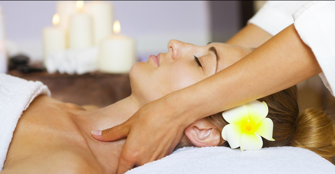 Shoulder Massage — Dyer, IN — Katie's Spa Treatment Massage