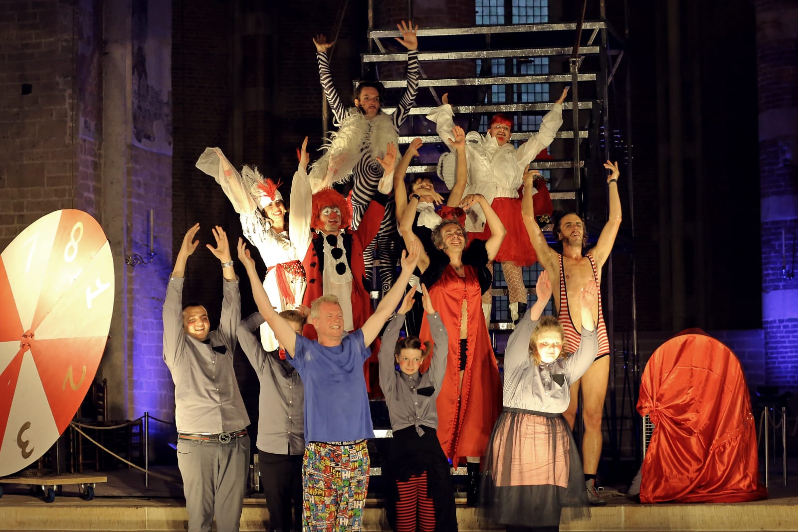 Hans van der Werf Titel: Stormkop Taak: Regieassistent  Bij: Theatergroep Gajes  Waar: Lebuïnuskerk - Deventer