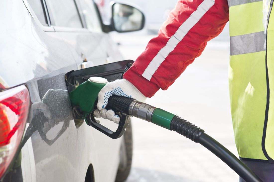 rifornimento benzina verde