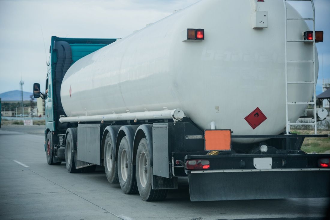 automezzo per trasporto carburante