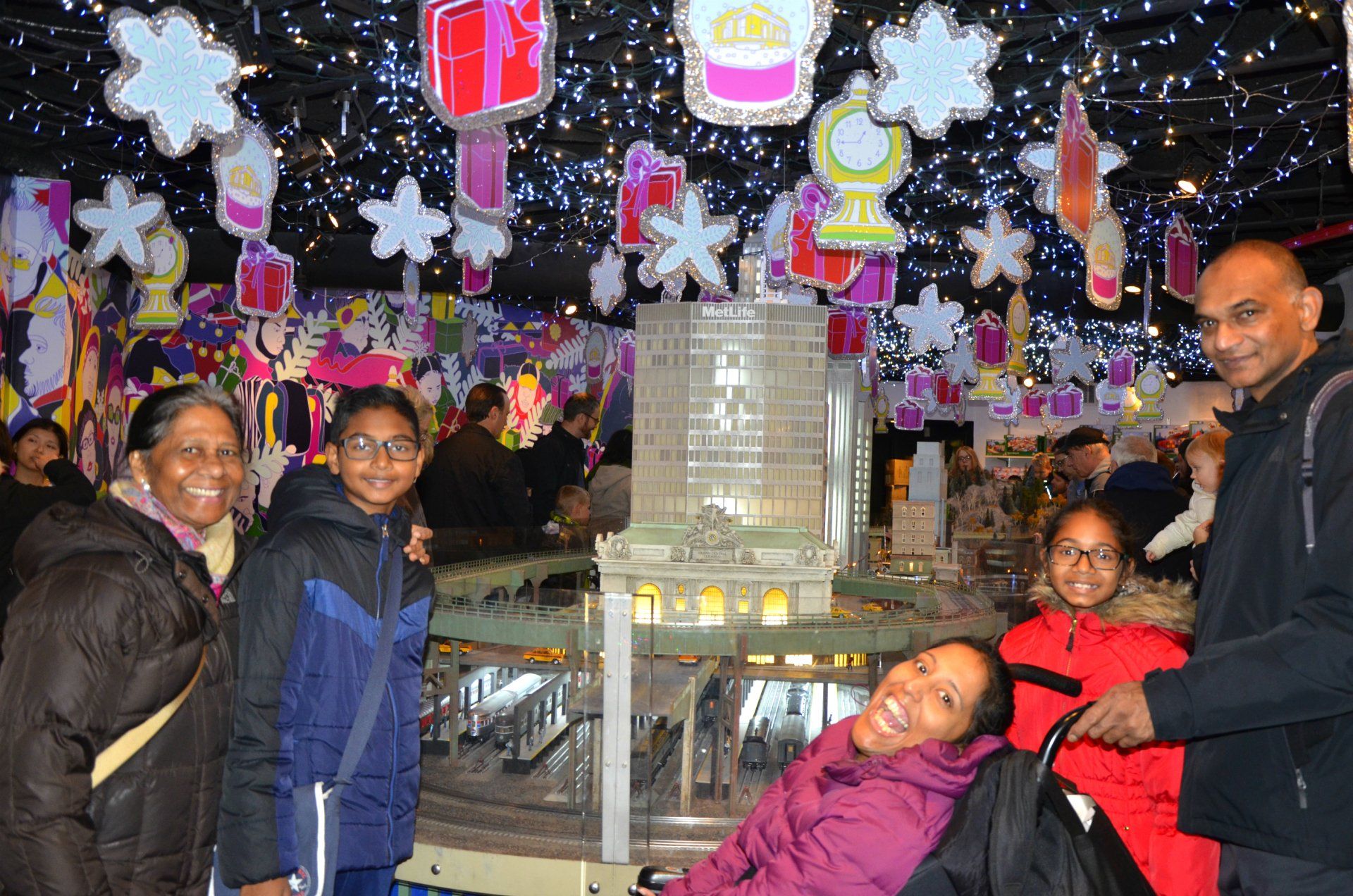 Accessible Travel NYC Grand Central Holiday Visit