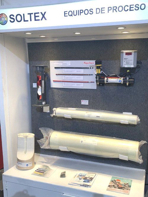 Membranas osmosis LG-Chem y muestra de cables calefactores Raychem en stand Soltex Exponor 2019
