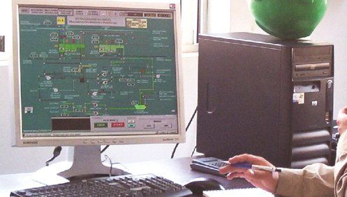 Monitoreo de variables y sistema de control centralizado con Scada, PLC, HMI, RTU