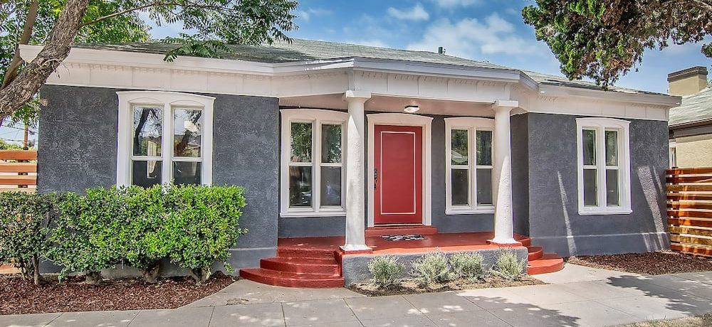 Residence at Raymond & 37th Street - USC North - West