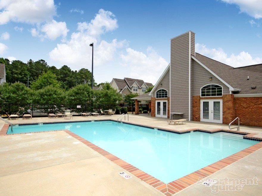 Pool at Suites at Port Warwick