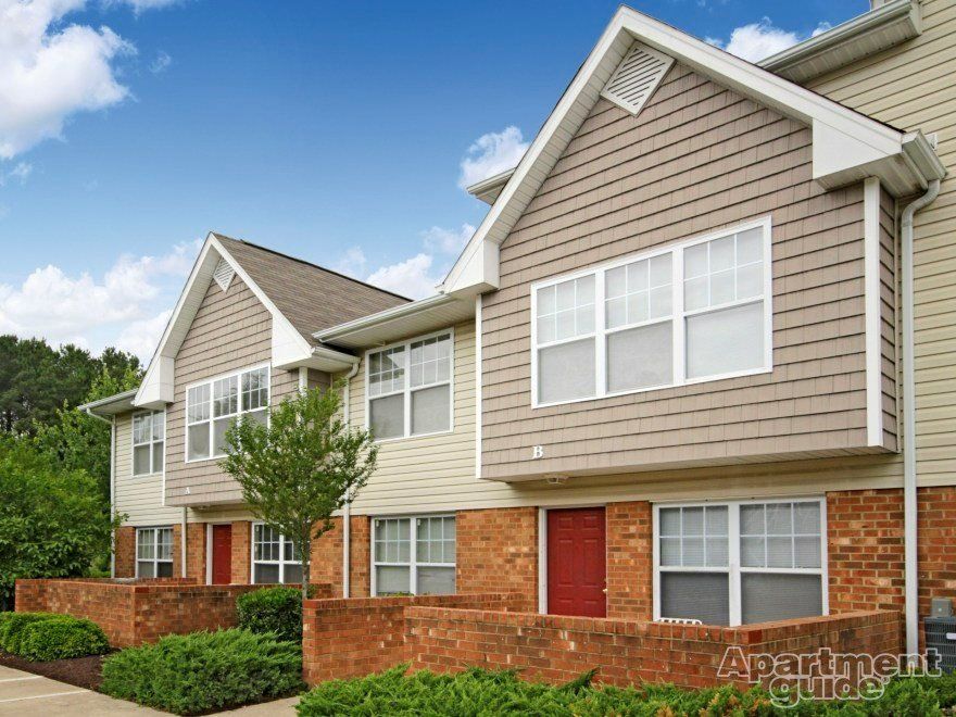 Suites at Port Warwick