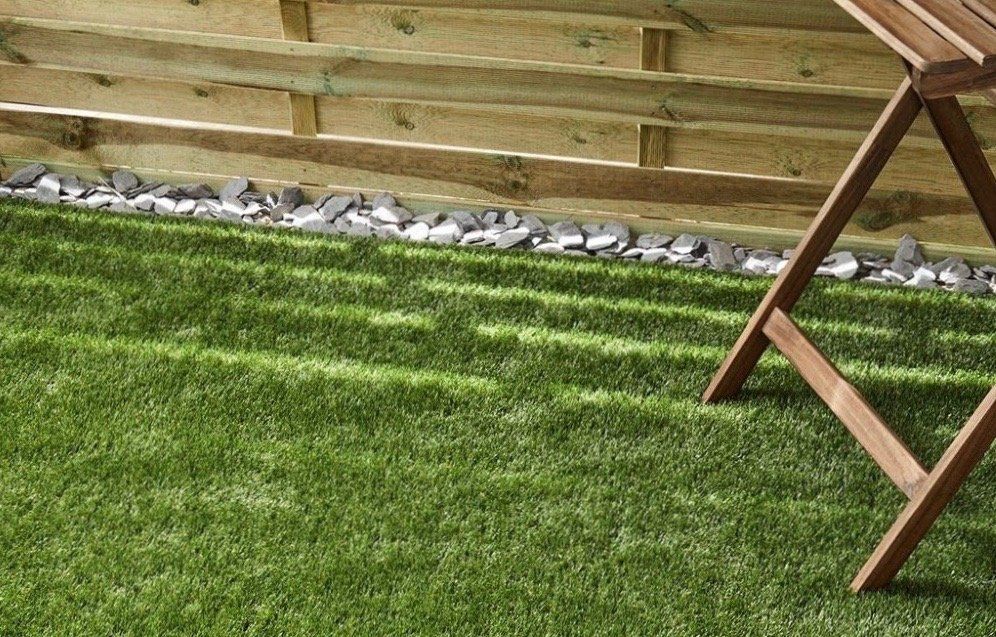 Artificial lawns by Cheshire Paving Company using quality Tobermore blocks
