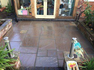 Indian Stone Patio In Cuddington Northwich, Cheshire. Patio finished in Raj Blend Indian Sand Stone