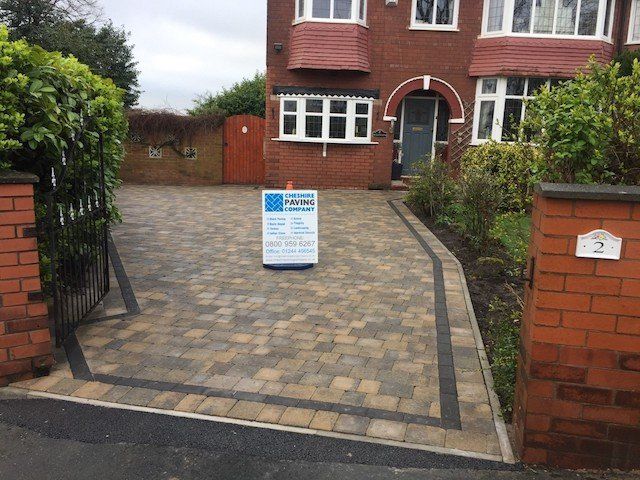 Block paved driveway by Cheshire Paving Company Knutsford