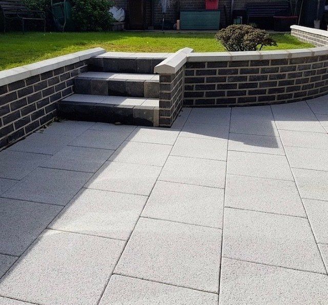 Flagstone paving by Cheshire Paving Company Chester