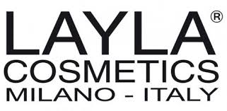 Logo per Layla Cosmetics, Milano - Italia. Testo nero su sfondo bianco.