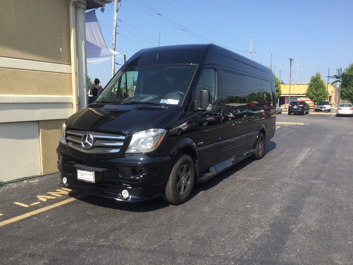 Chicago Party Bus Rental