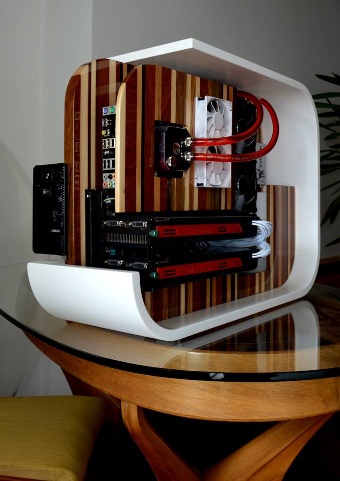 Complemento d'arredo in legno