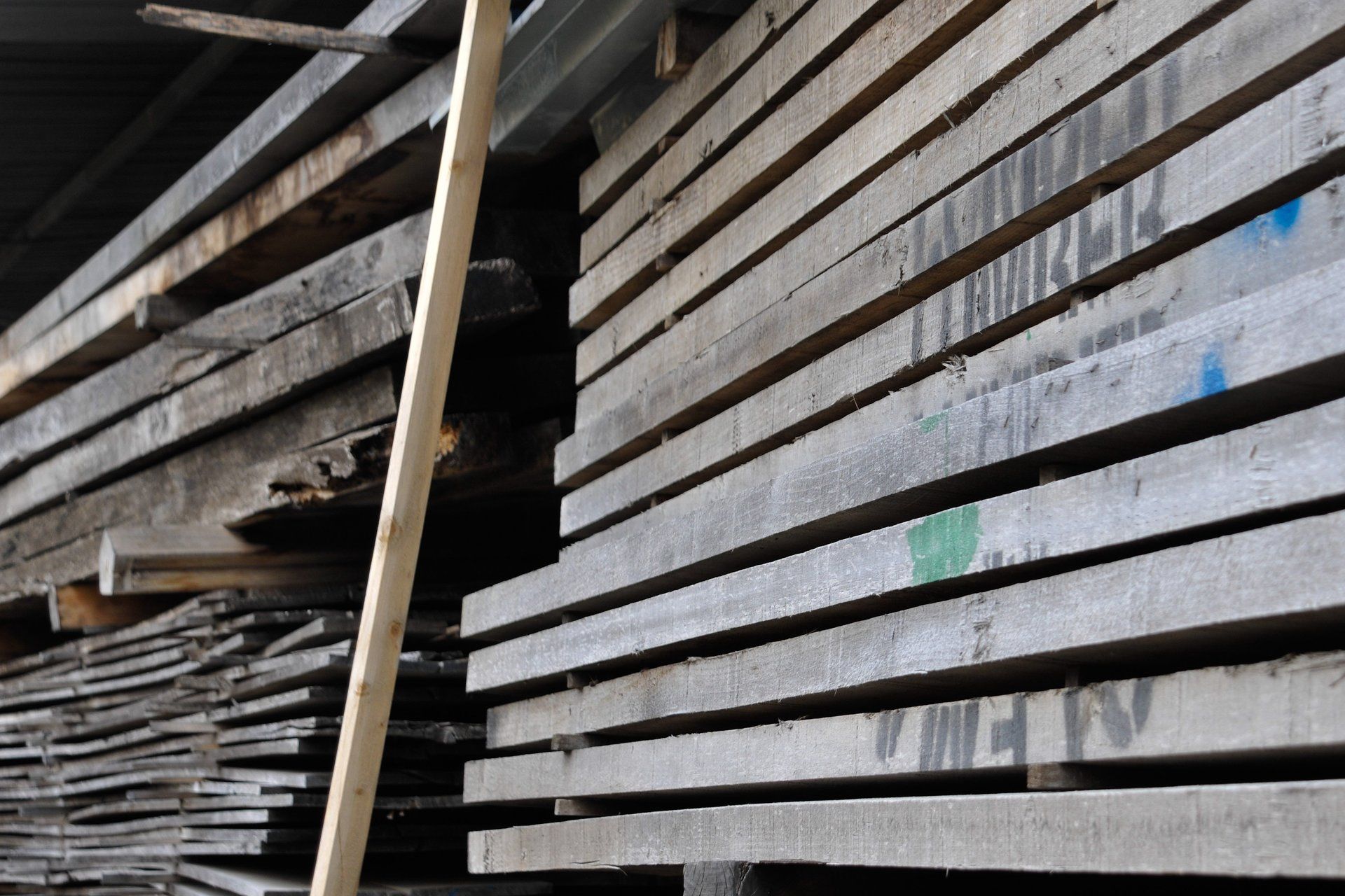 Legno selezionato per mobili