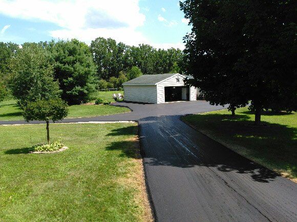 Asphalt Contractors — Kosciusko Elkart County in Warsaw, IN Asphalt Contractors — Kosciusko Elkart County in Warsaw, IN