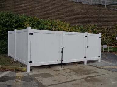 Vinyl fence - Fence Contractors in Lebanon, OH
