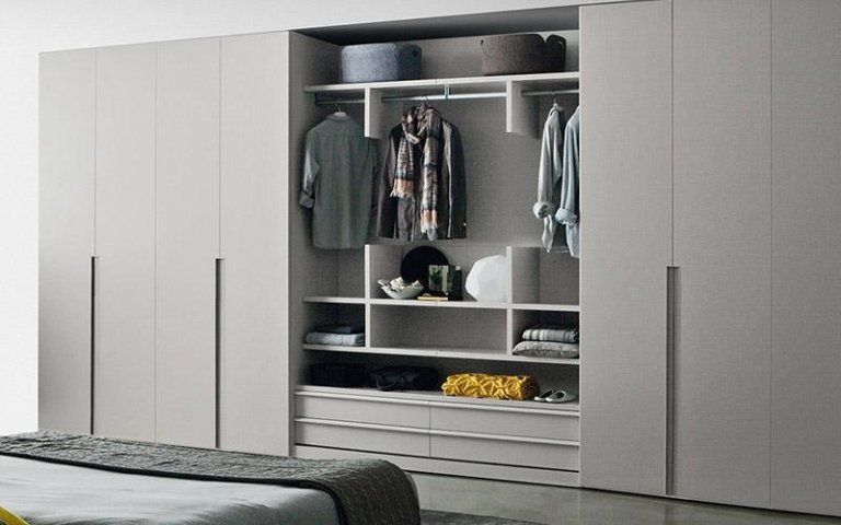 Armadi in Camere da letto - Mobili Dei Rossi TRIESTE