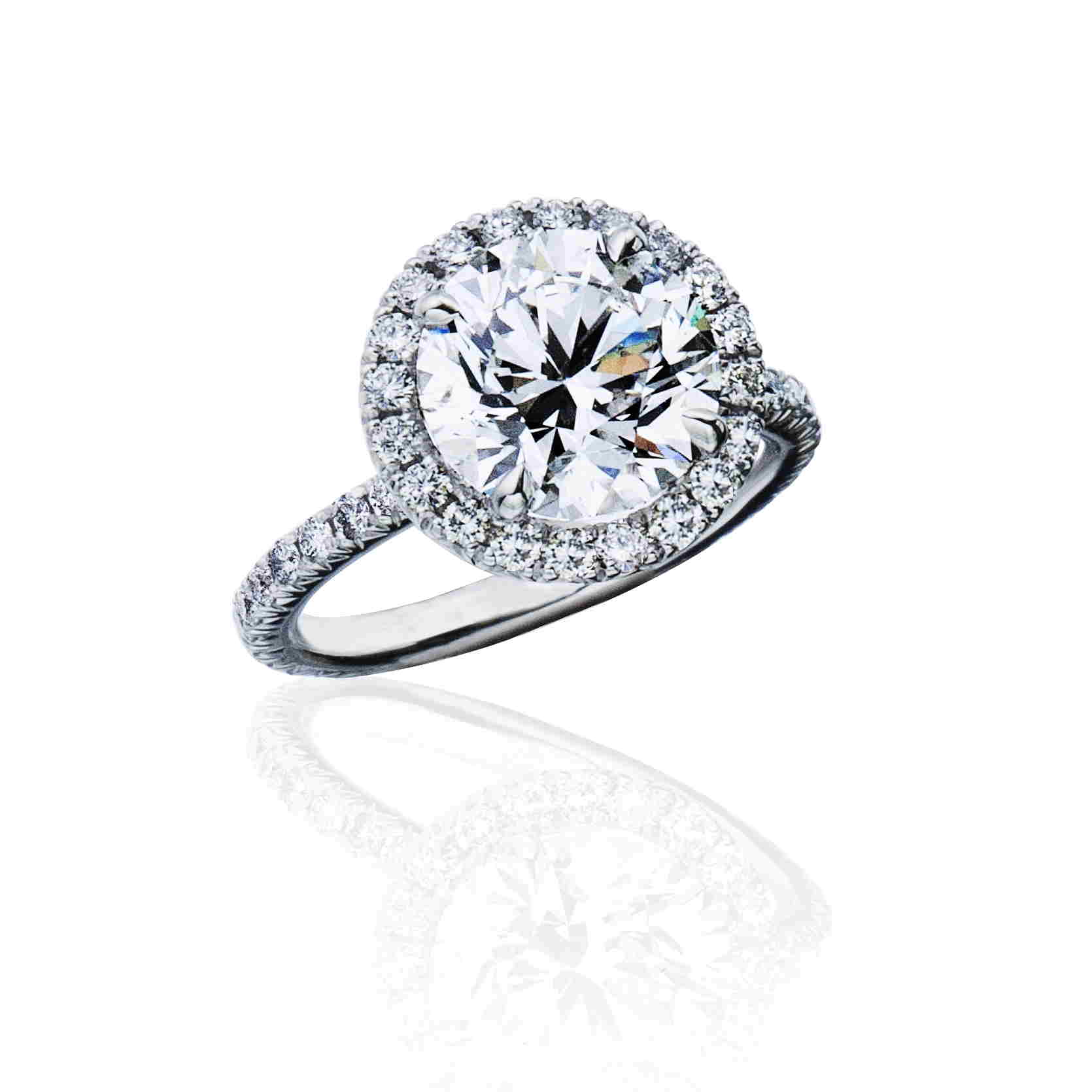 Engagement ring with round jewel — Jewelers in Bloomfield Hills, MI Engagement ring with round jewel — Jewelers in Bloomfield Hills, MI
