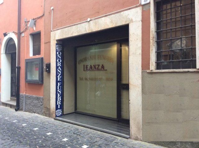 agenzia funebre