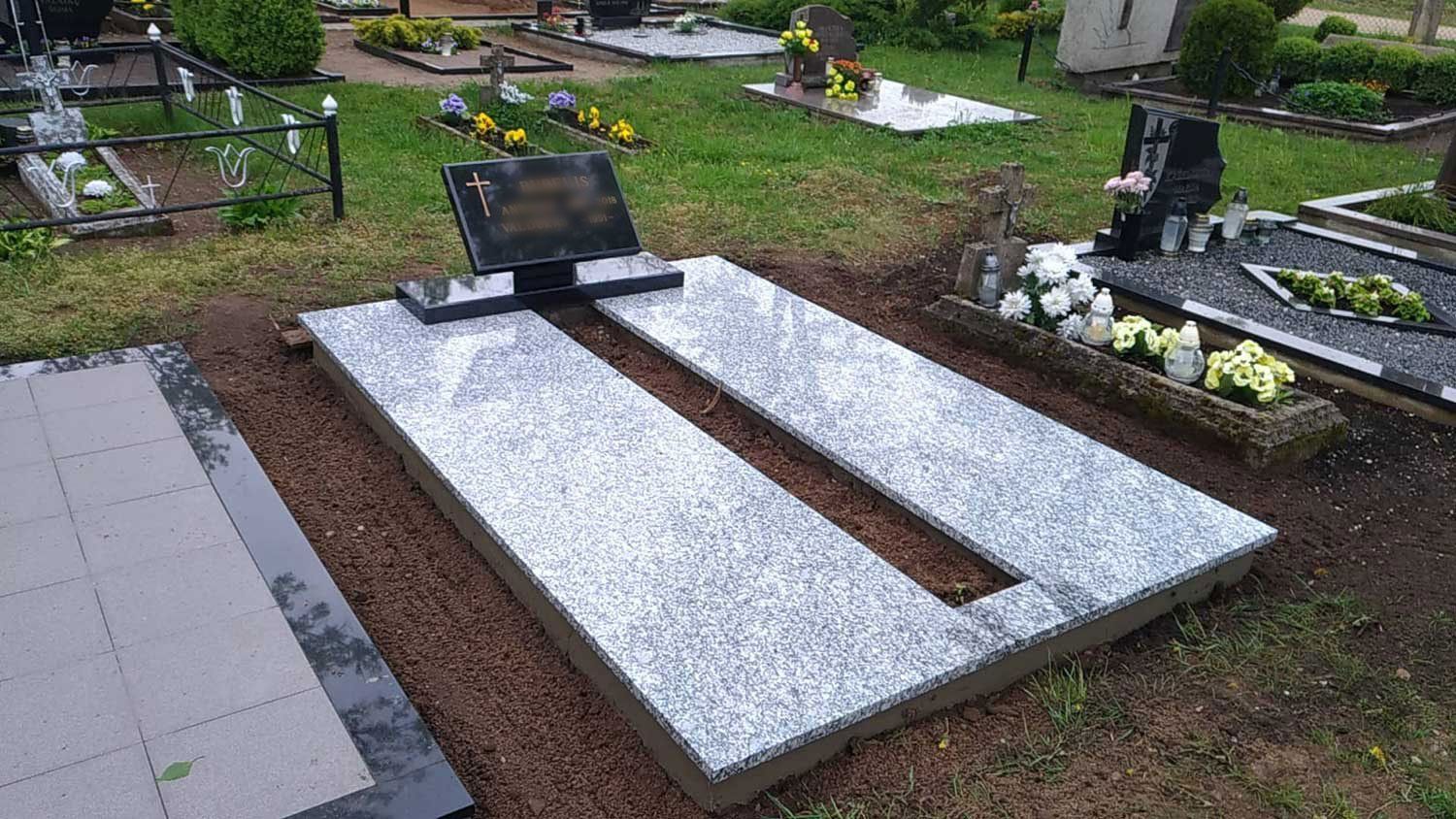Kapaviečių uždangos