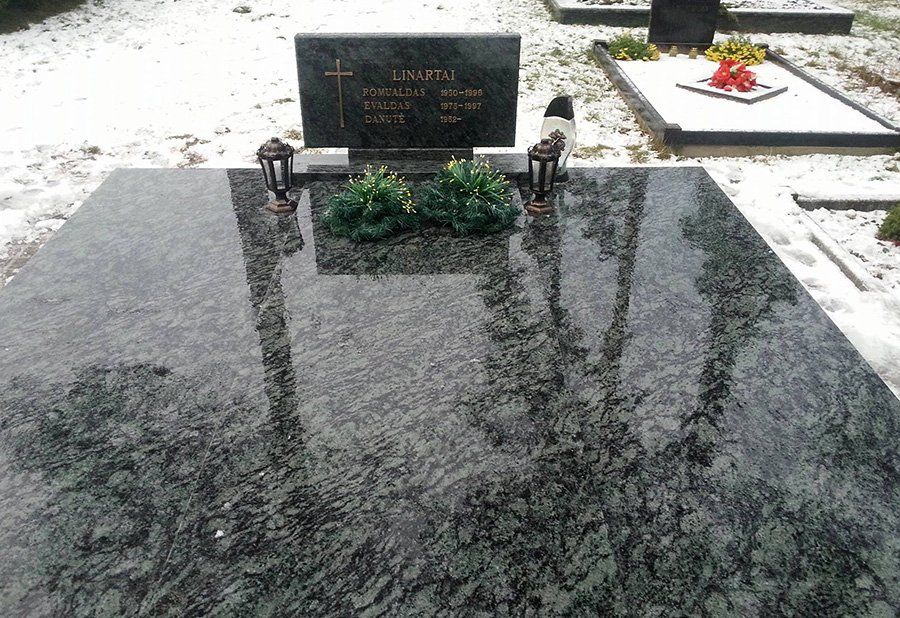 Kapaviečių uždangos