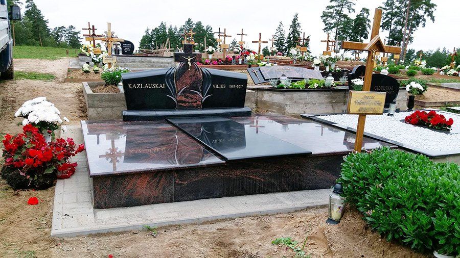 Kapaviečių uždangos