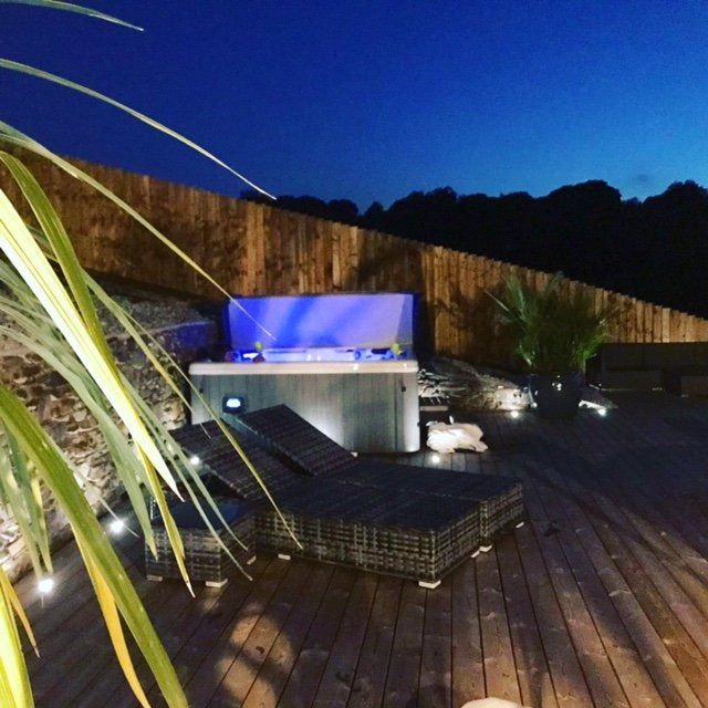 Artesians Spas Hawaii Limited Edition from Hot Tub Haven