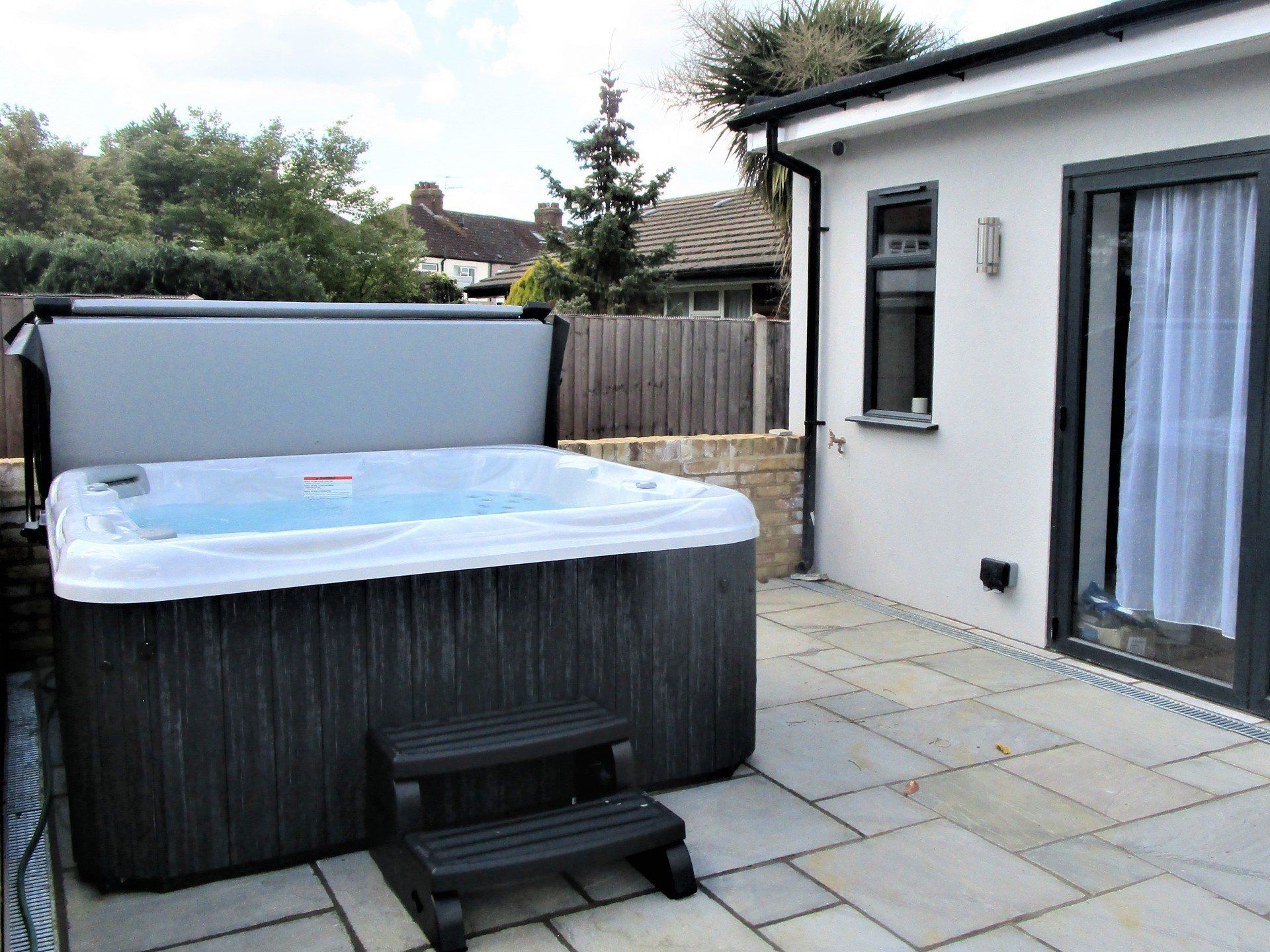 South Seas Spas 735L Special Edition