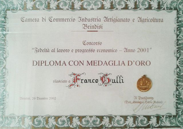 Diploma con medaglia d'oro Gulli